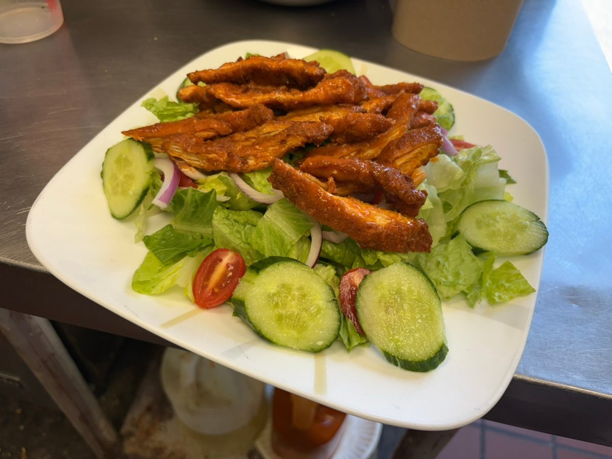 Crispy Buffalo Chicken Salad
